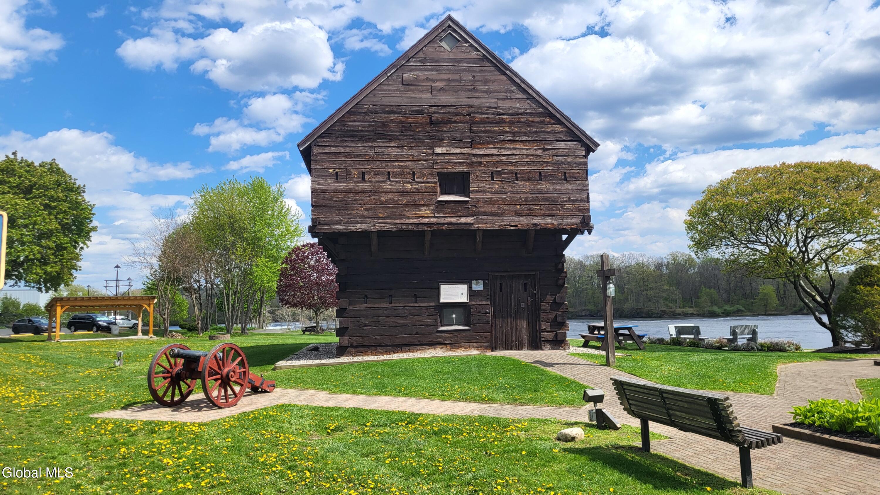 51 Ferry Lane Stillwater NY 12170