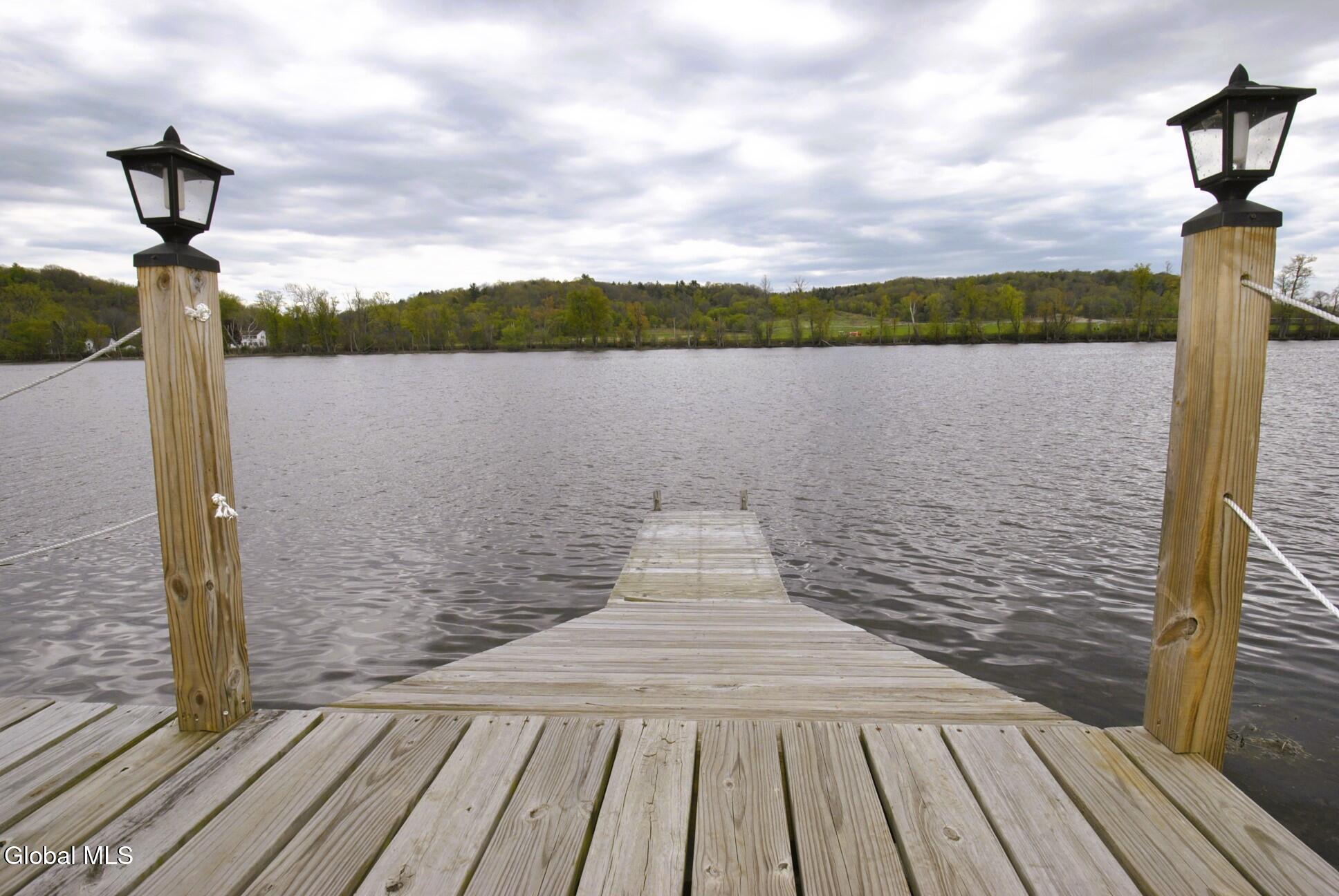 51 Ferry Lane Stillwater NY 12170