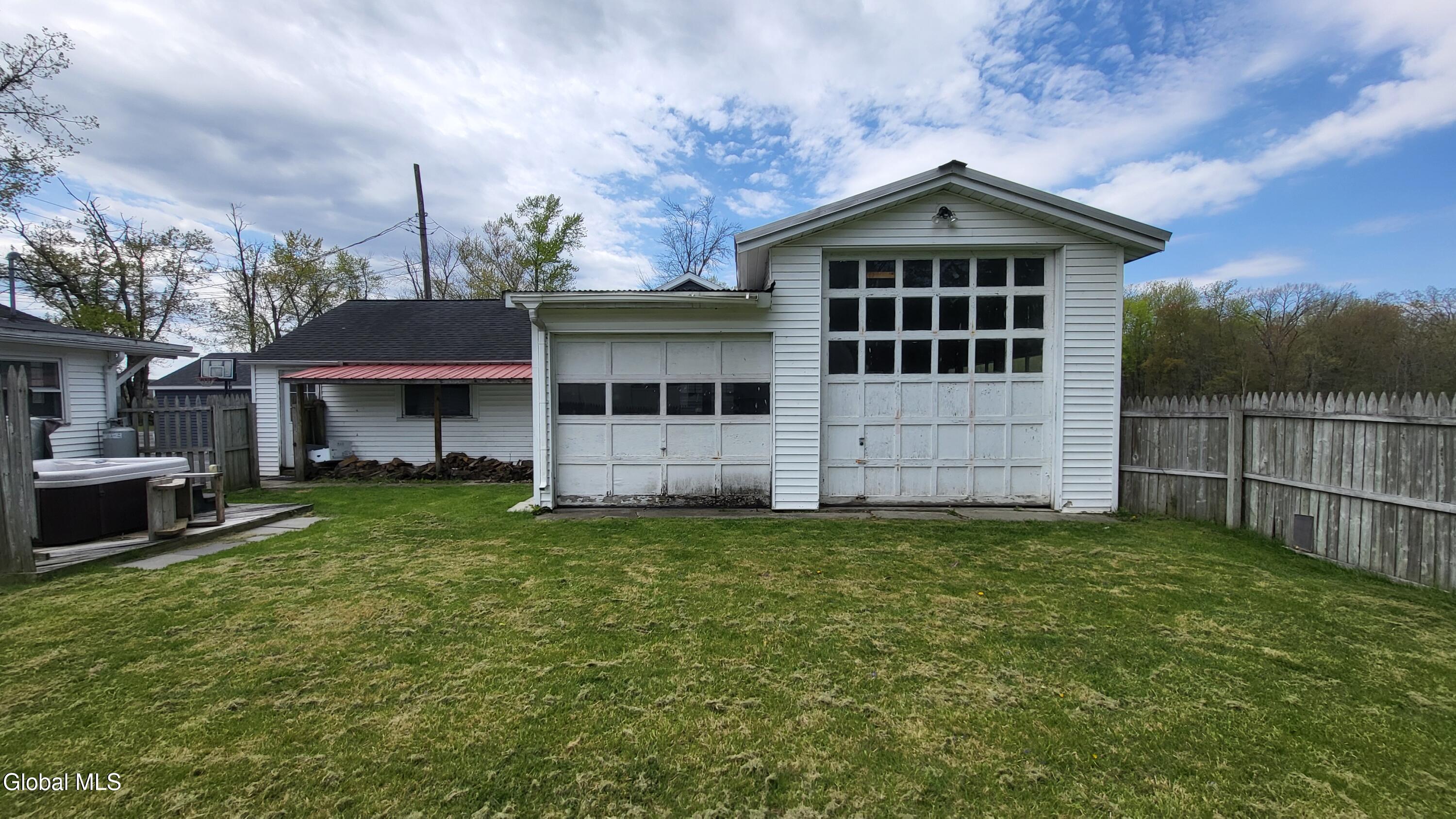 51 Ferry Lane Stillwater NY 12170
