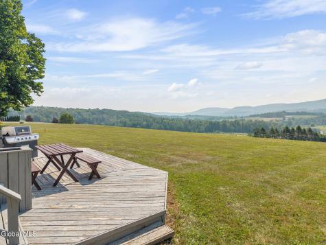 131 Myers Road Howe Cave NY 12092