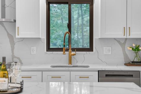 8 Fox Hollow Lane Queensbury NY 12804