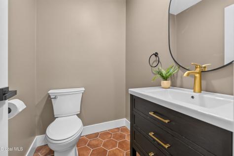 8 Fox Hollow Lane Queensbury NY 12804