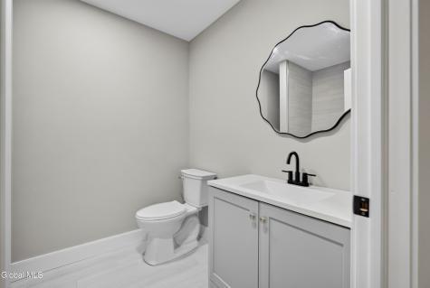 8 Fox Hollow Lane Queensbury NY 12804