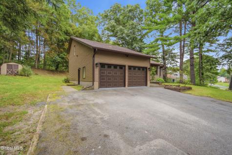 8 Fox Hollow Lane Queensbury NY 12804