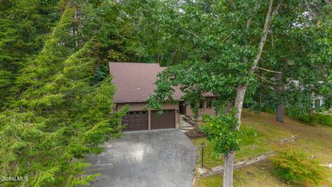 8 Fox Hollow Lane Queensbury NY 12804