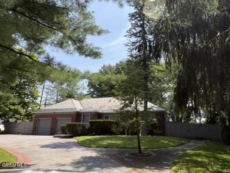 183 Van Rensselaer Boulevard Menands NY 12204
