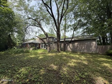 183 Van Rensselaer Boulevard Menands NY 12204
