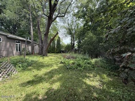 183 Van Rensselaer Boulevard Menands NY 12204