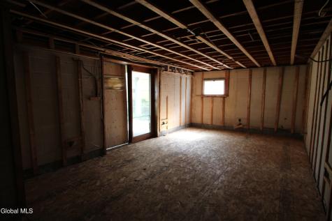 247 Pinehurst Avenue Rensselaer NY 12144