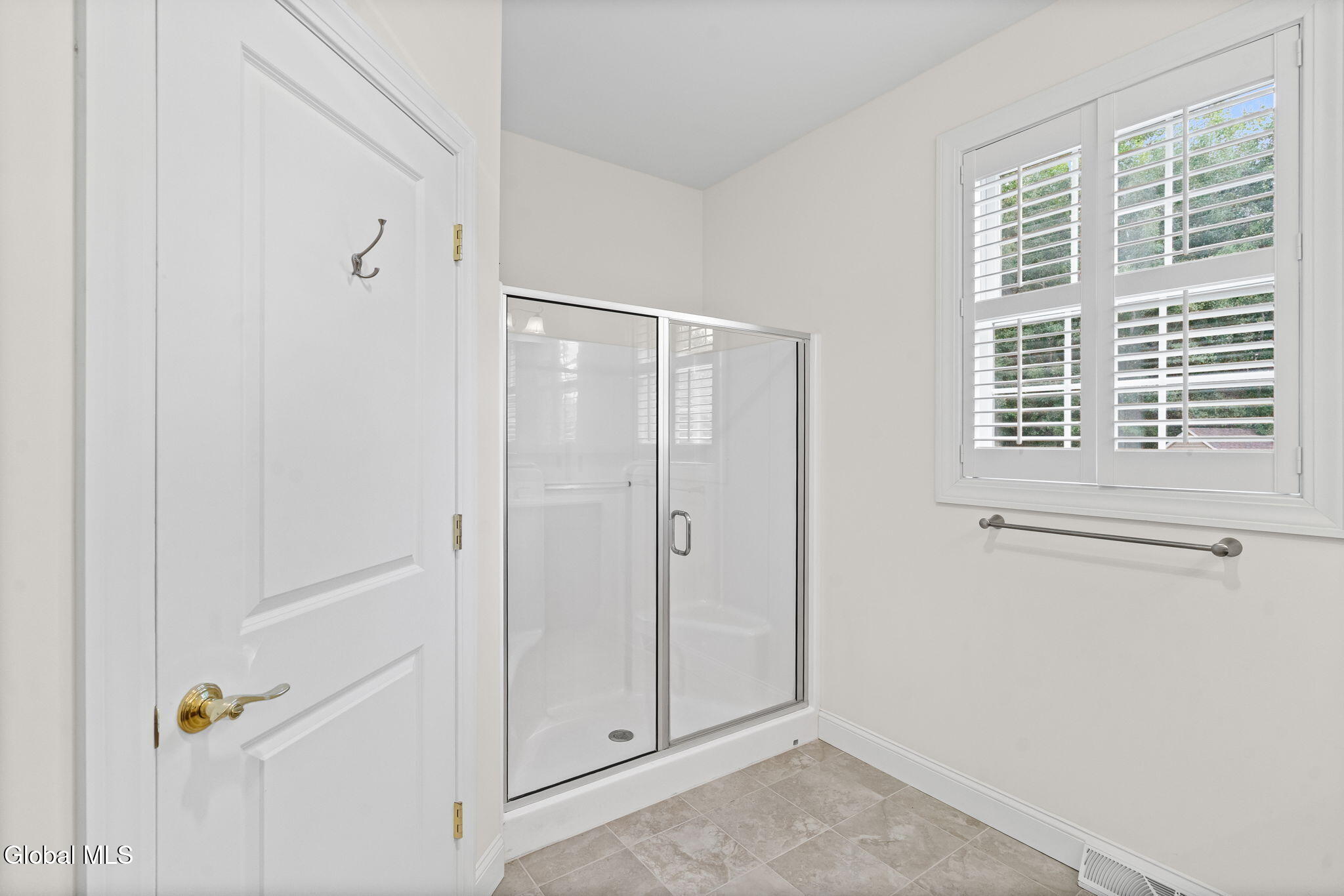 19 Braxton Court Waterford NY 12188