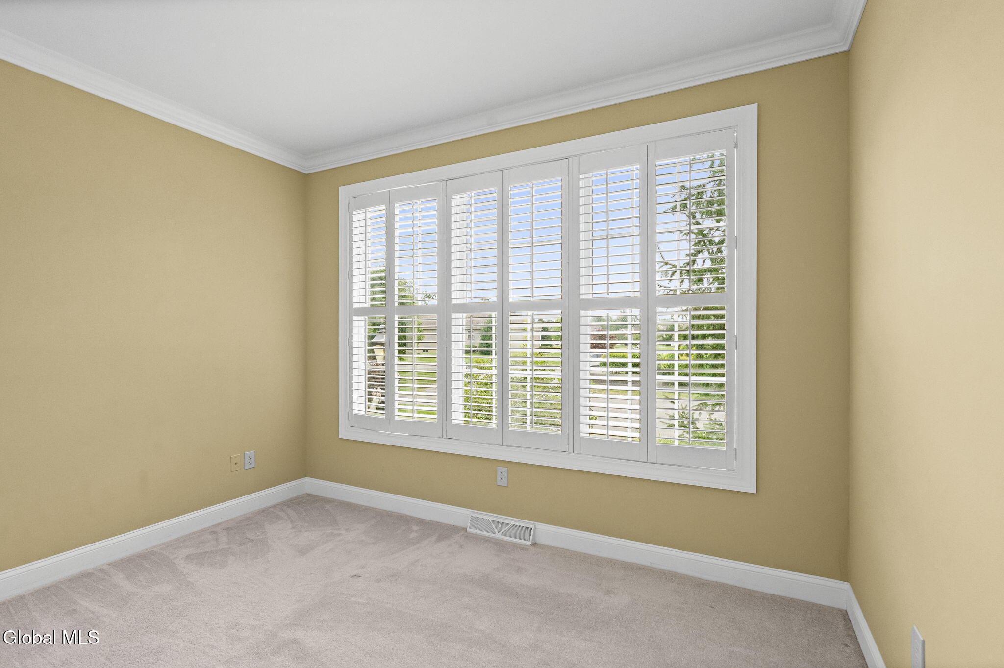 19 Braxton Court Waterford NY 12188