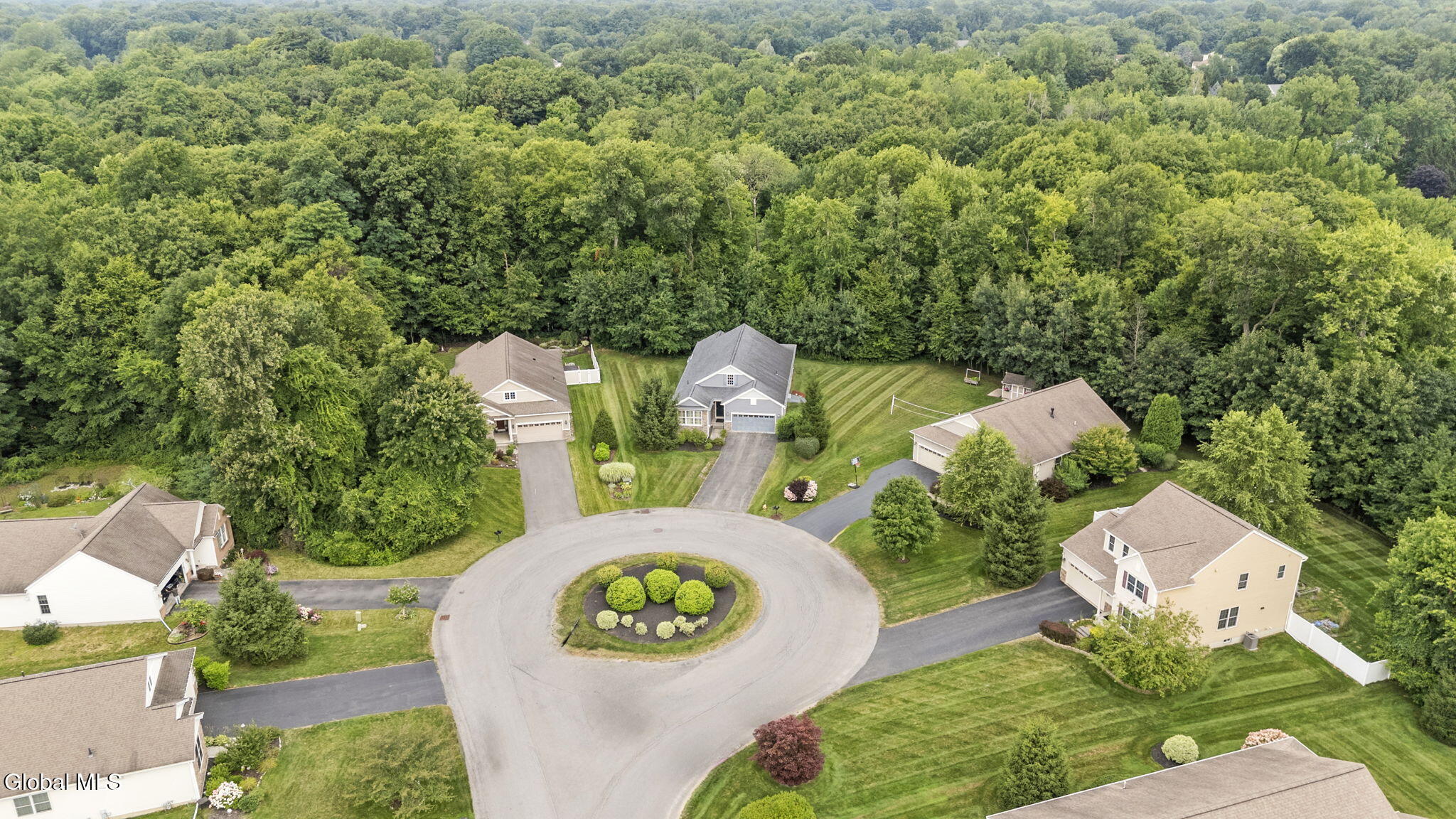 19 Braxton Court Waterford NY 12188
