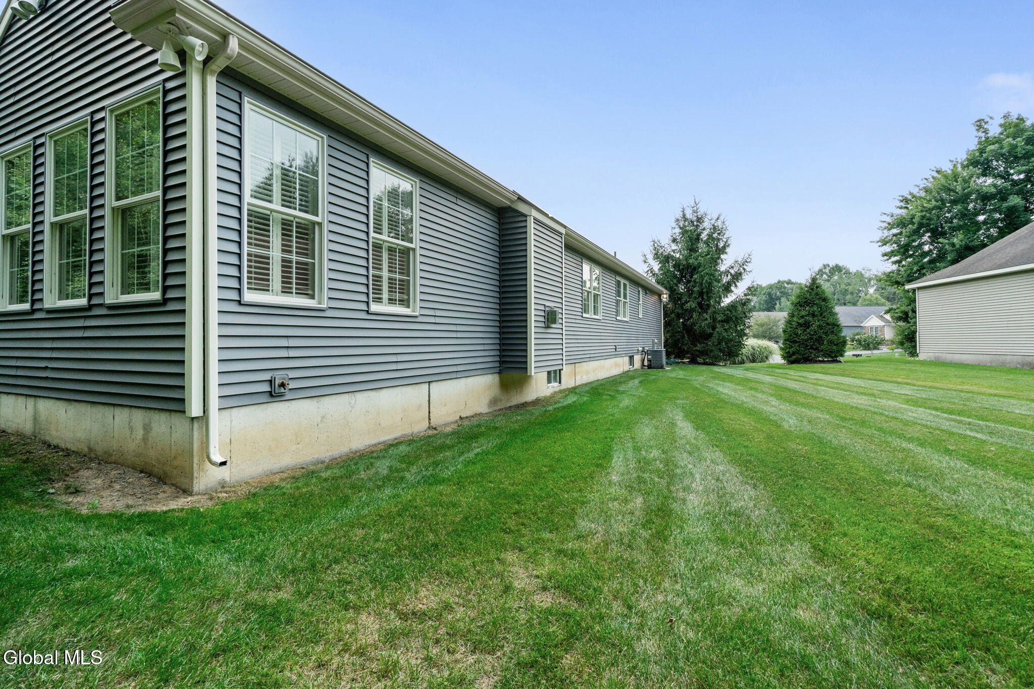 19 Braxton Court Waterford NY 12188