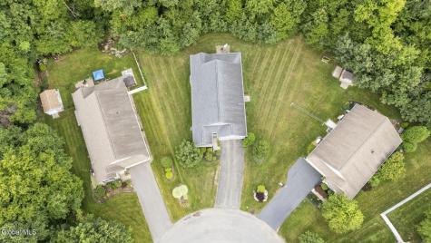 19 Braxton Court Waterford NY 12188
