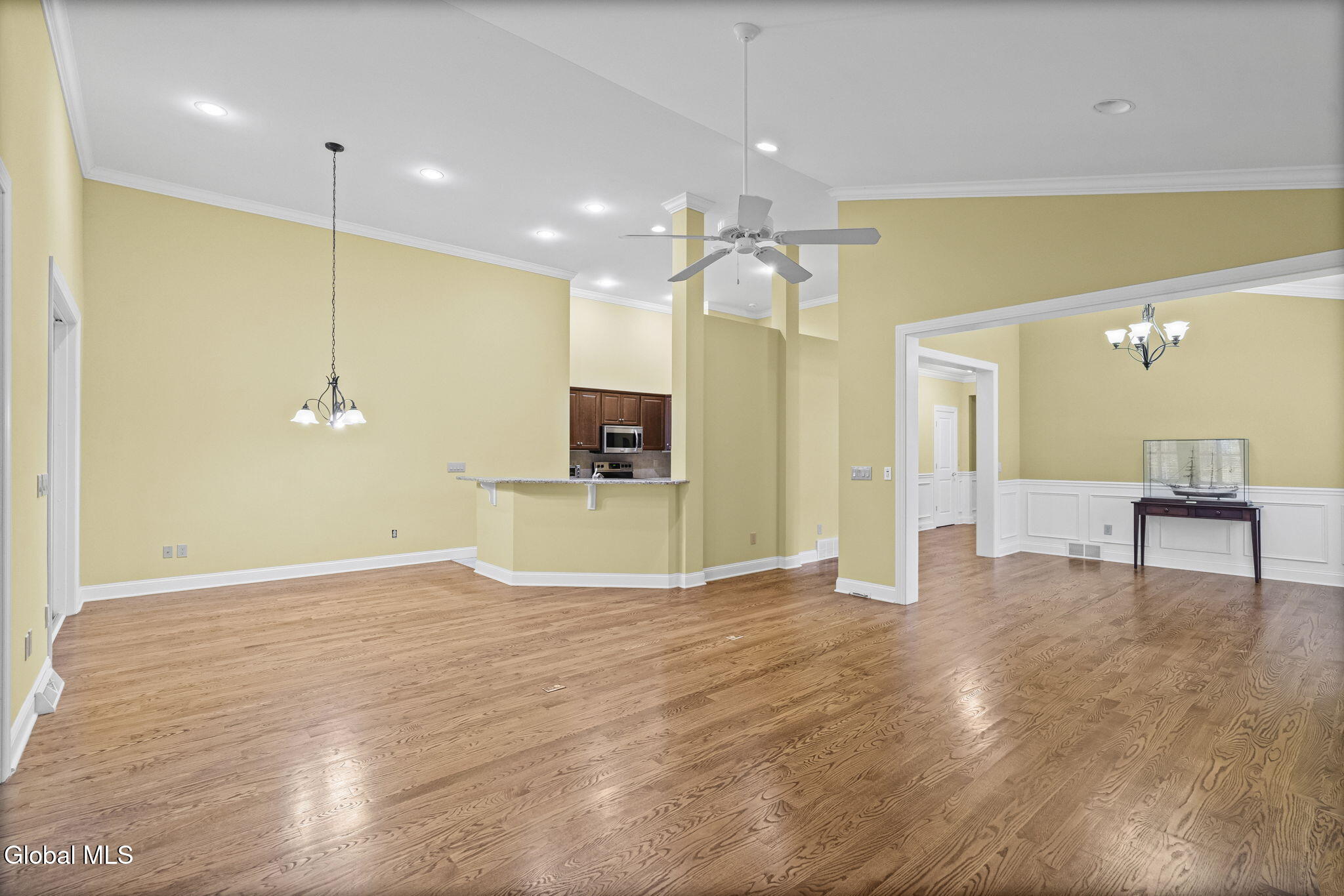 19 Braxton Court Waterford NY 12188