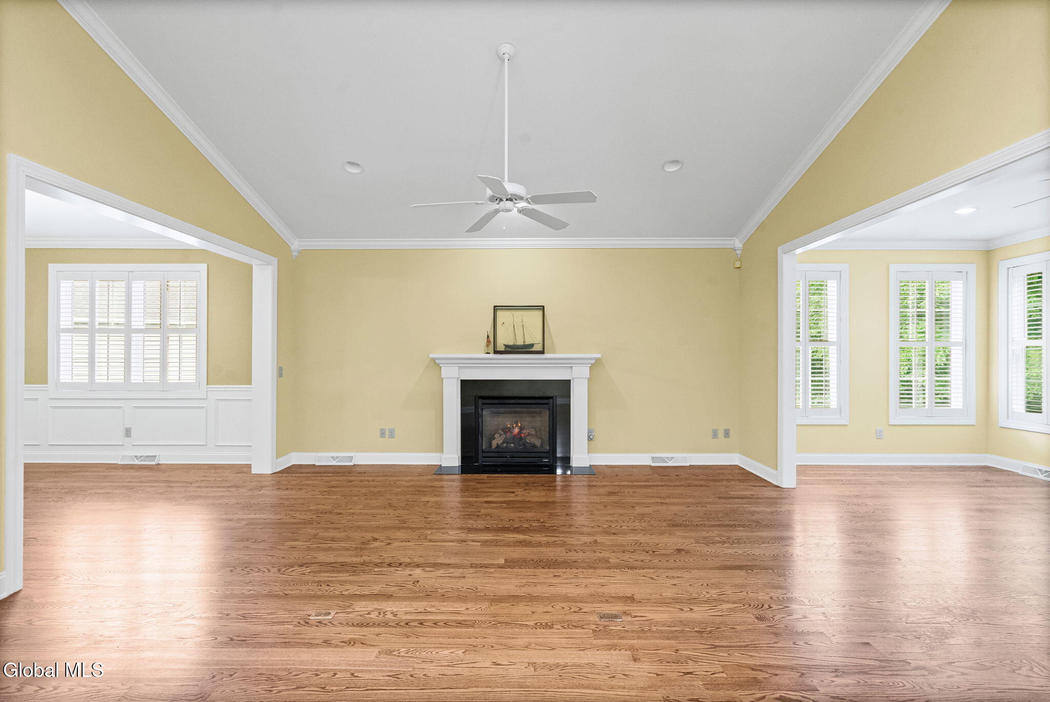 19 Braxton Court Waterford NY 12188