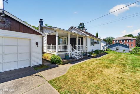 86 Old Schaghticoke Road Mechanicville NY 12118