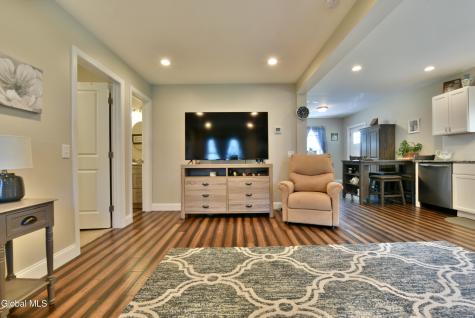 360 Ballston Road Glenville NY 12302