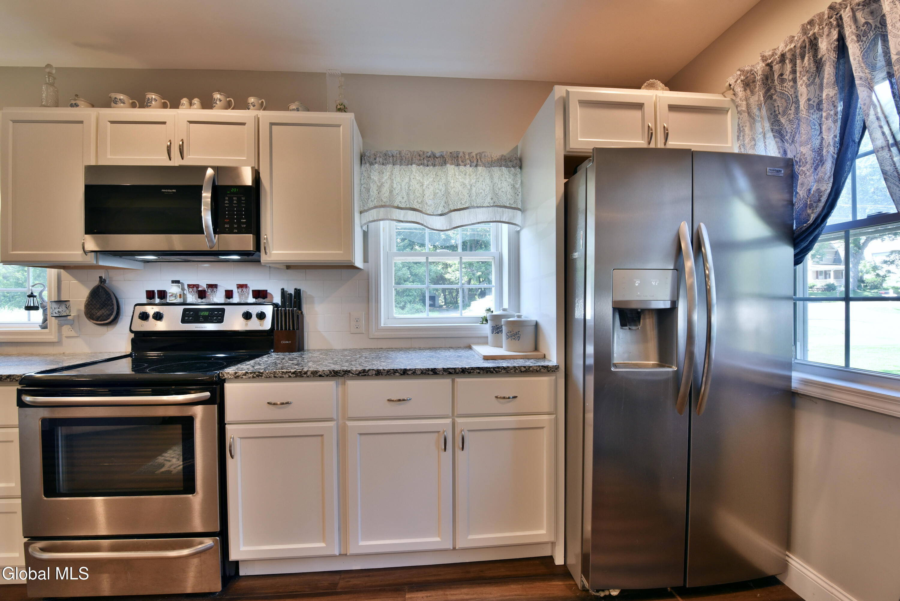 360 Ballston Road Glenville NY 12302