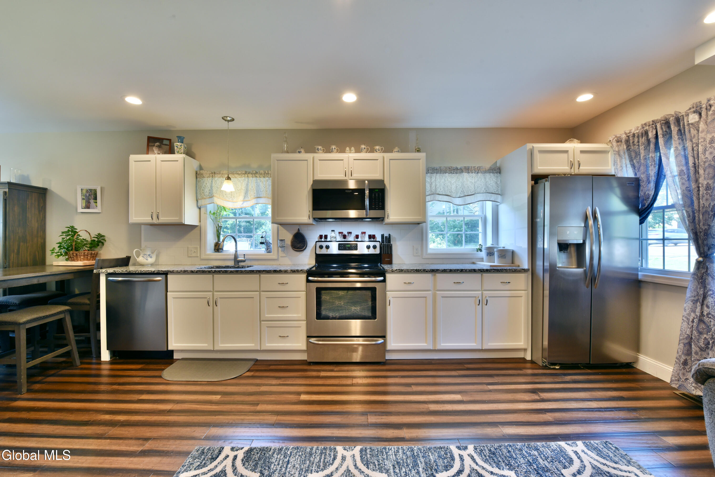 360 Ballston Road Glenville NY 12302