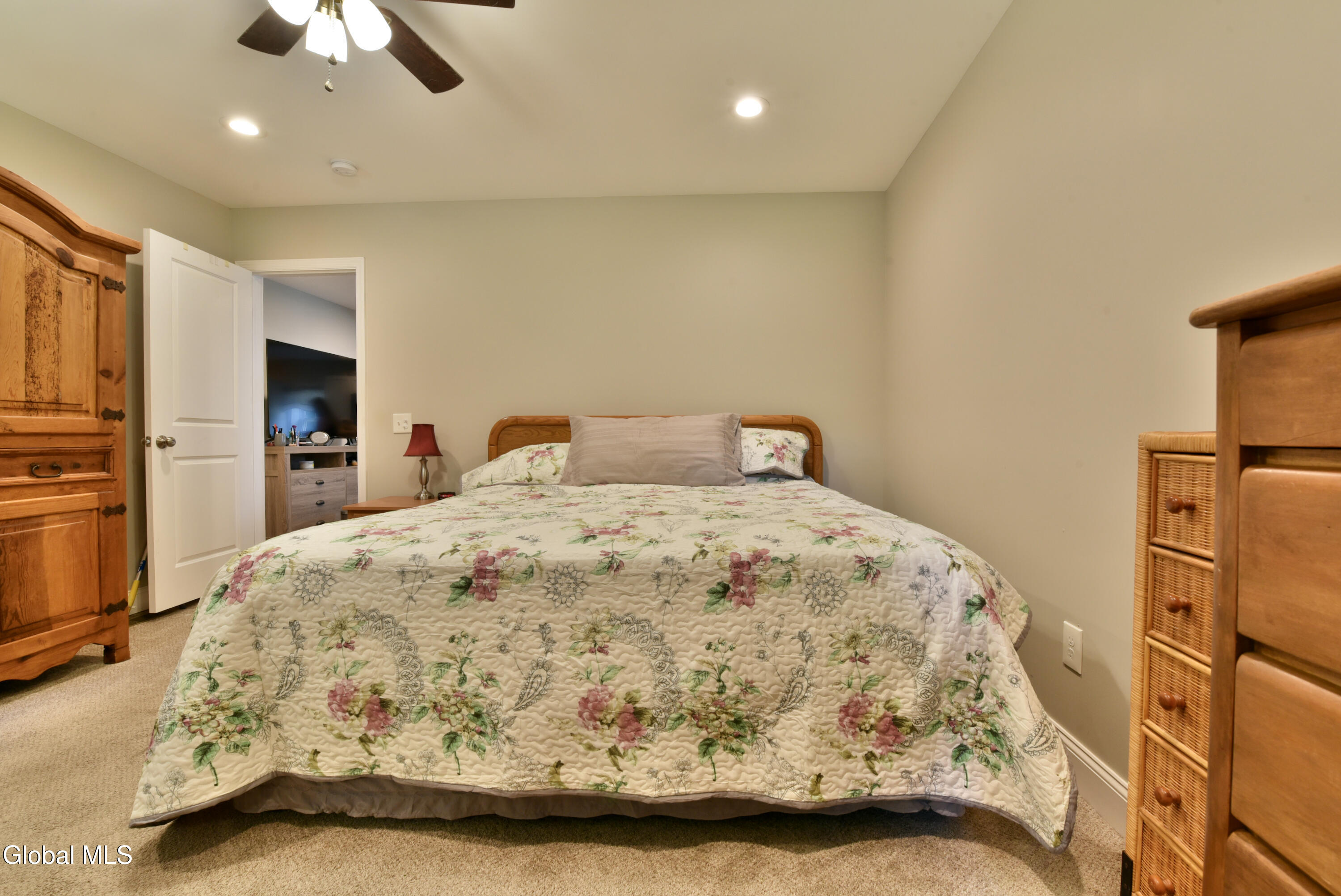 360 Ballston Road Glenville NY 12302