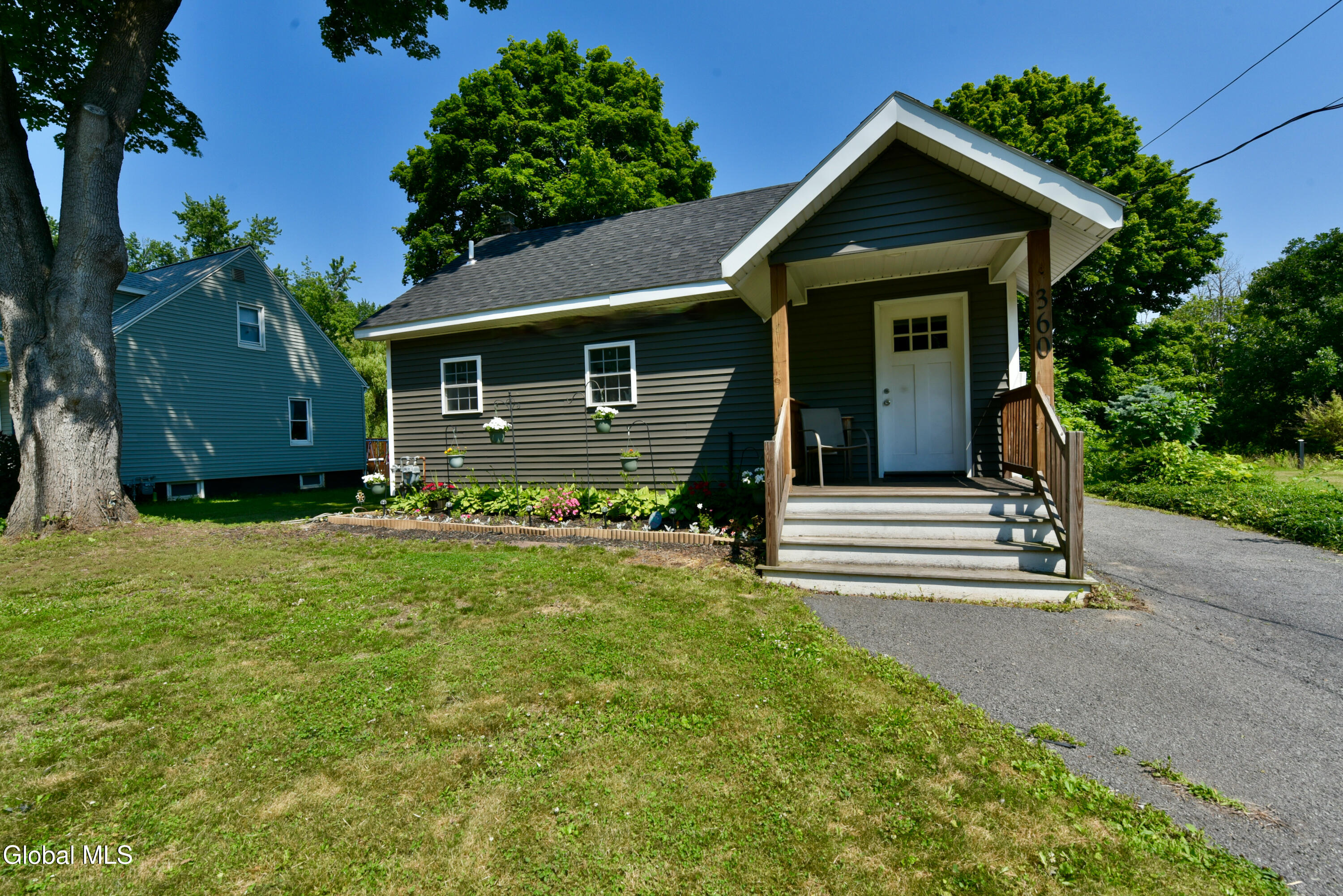 360 Ballston Road Glenville NY 12302