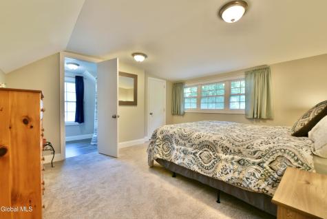 360 Ballston Road Glenville NY 12302