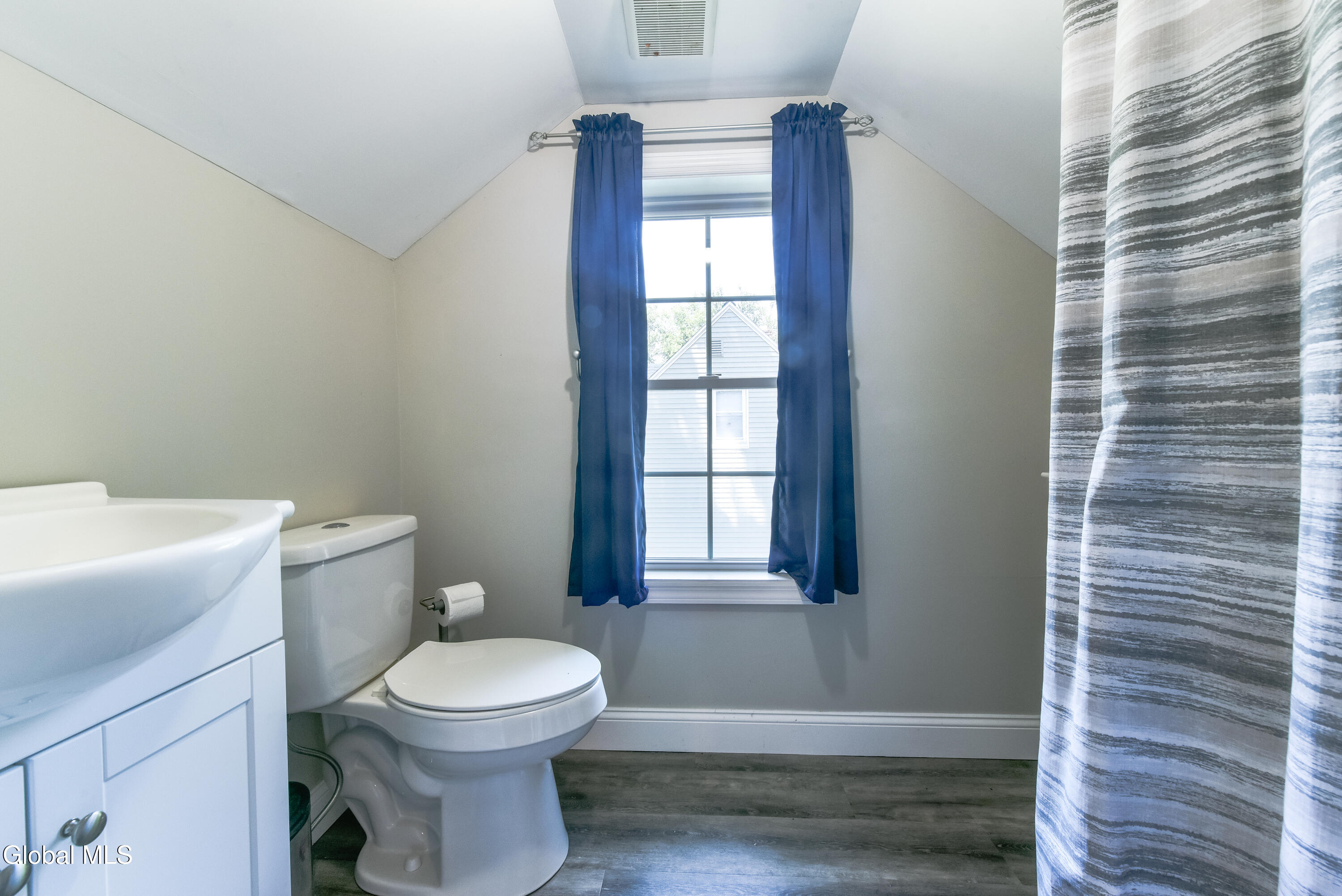 360 Ballston Road Glenville NY 12302