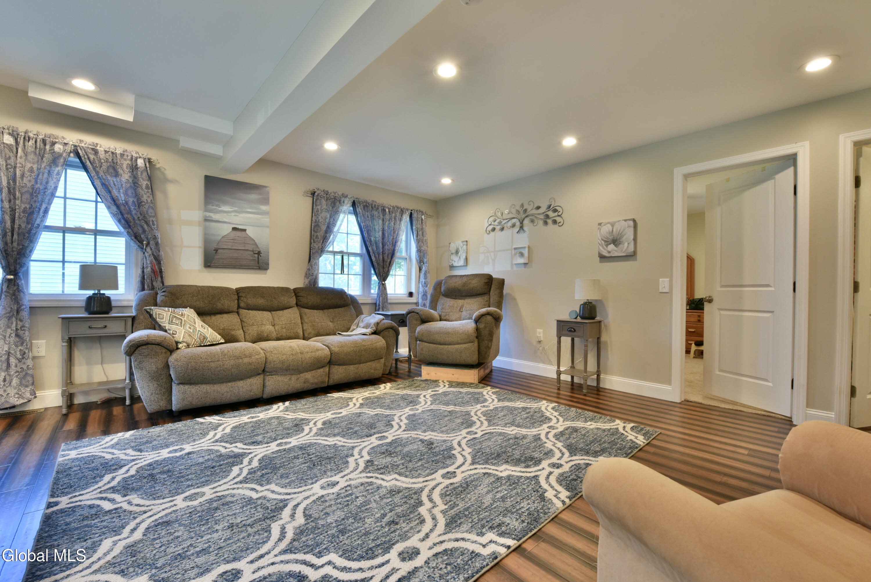 360 Ballston Road Glenville NY 12302
