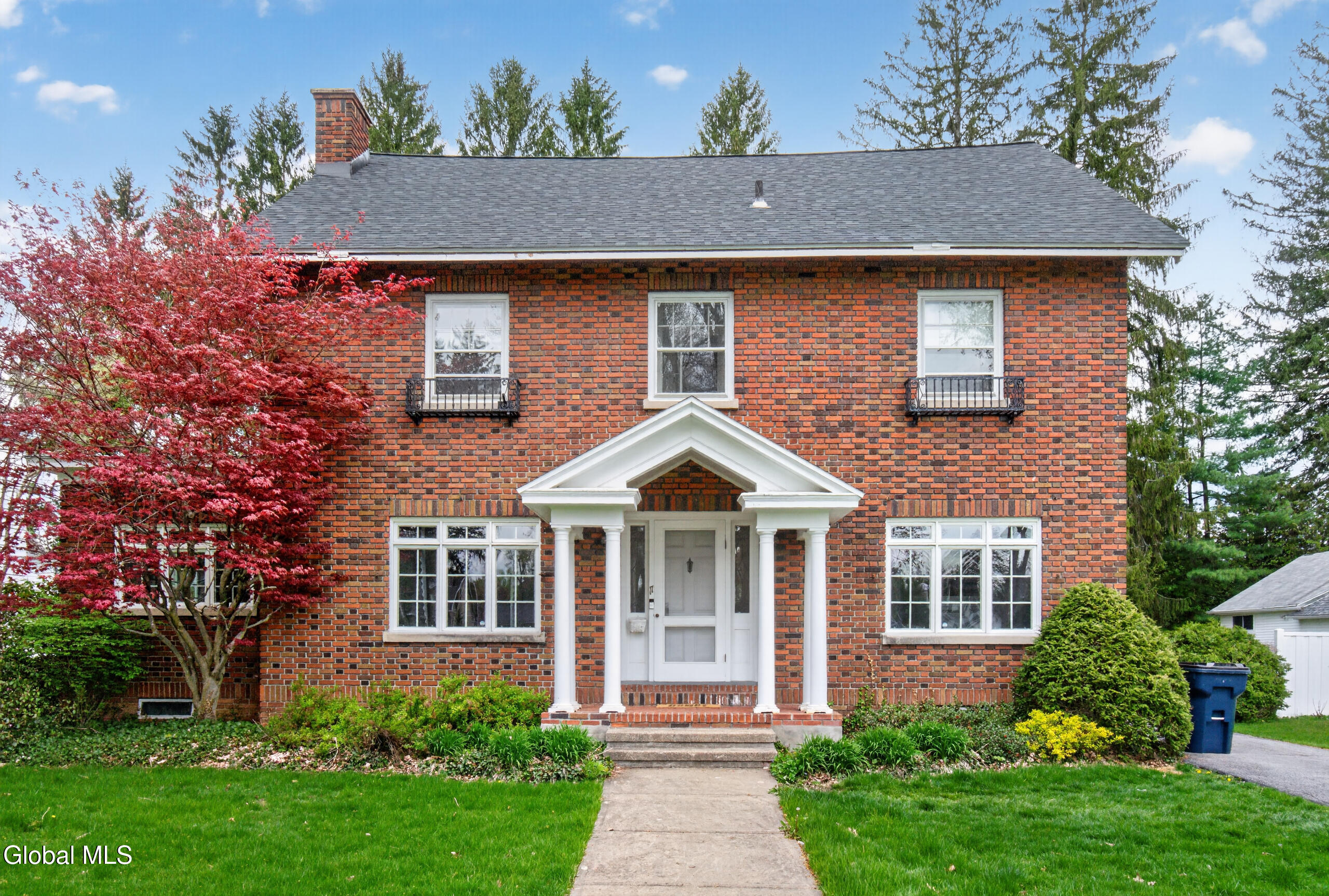 17 N Park Drive Gloversville NY 12078