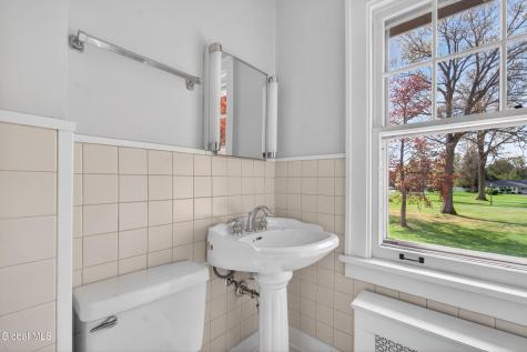 17 N Park Drive Gloversville NY 12078