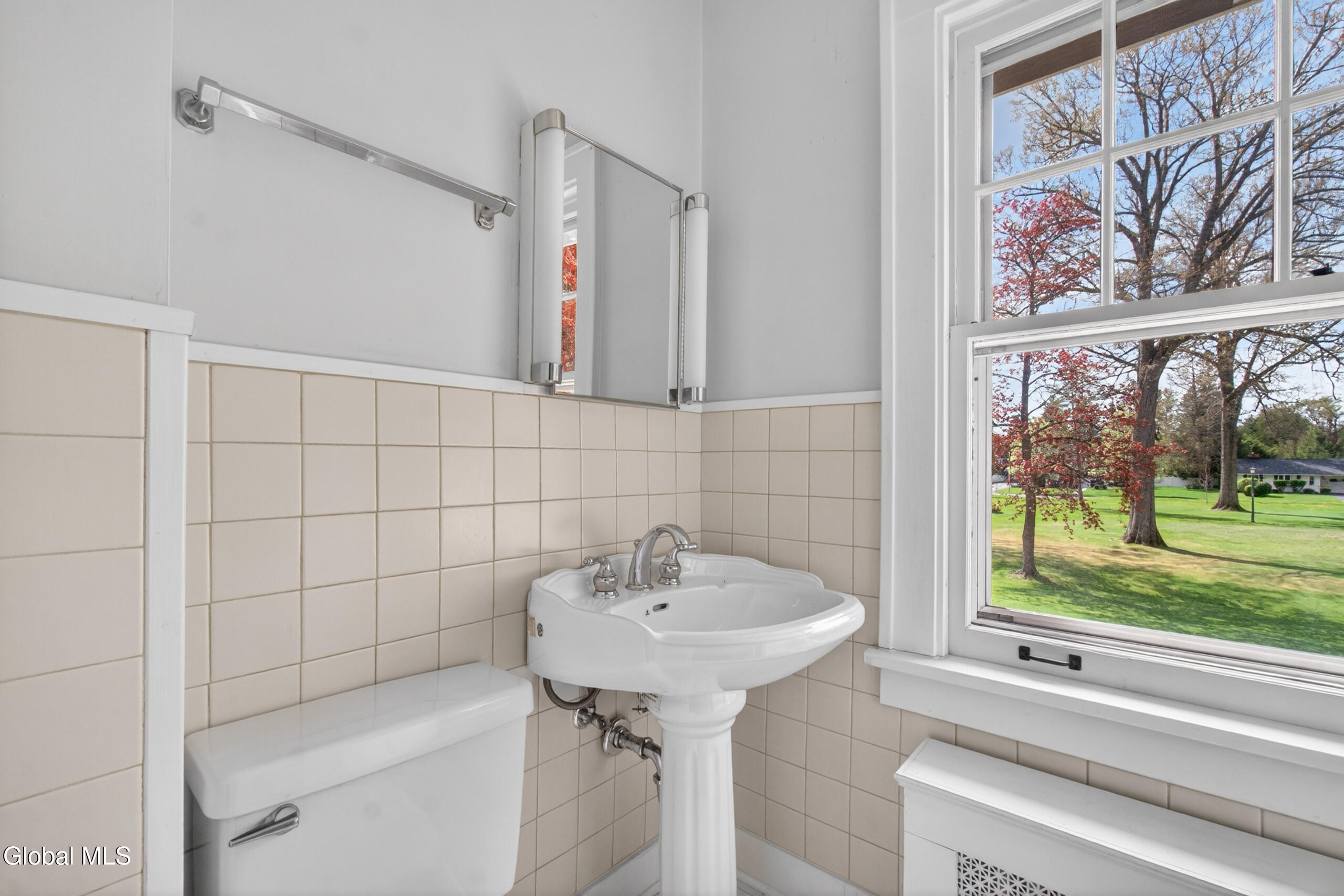 17 N Park Drive Gloversville NY 12078