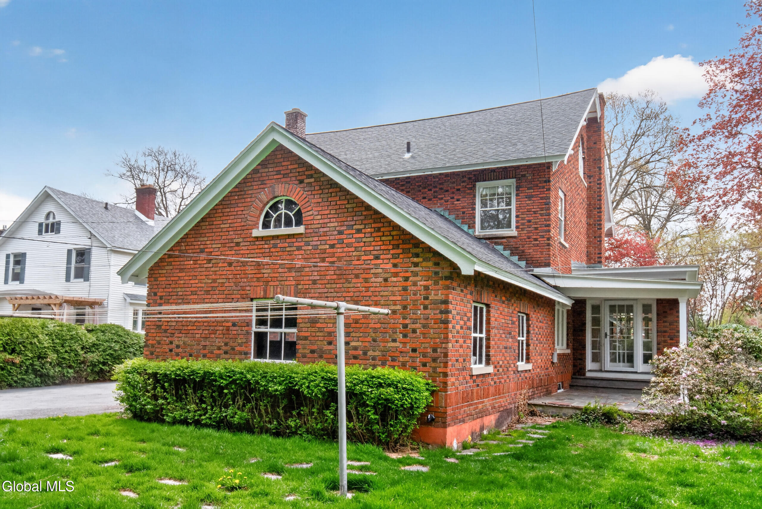 17 N Park Drive Gloversville NY 12078