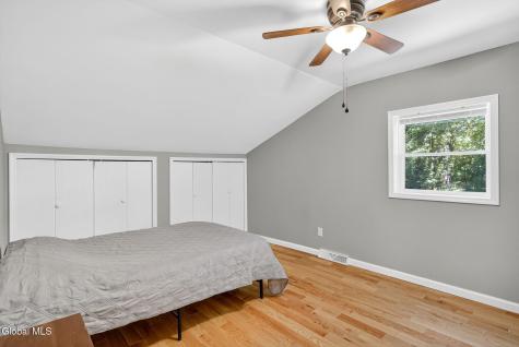 3 N Chestnut Hill Road Loudonville NY 12211