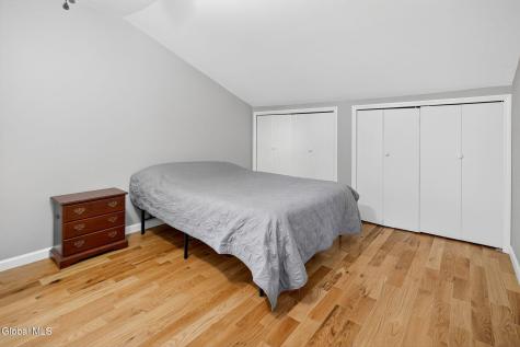 3 N Chestnut Hill Road Loudonville NY 12211