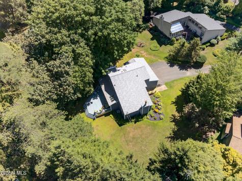 3 N Chestnut Hill Road Loudonville NY 12211