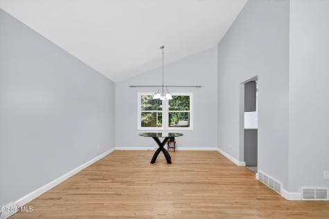 3 N Chestnut Hill Road Loudonville NY 12211