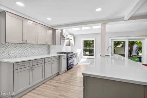 3 N Chestnut Hill Road Loudonville NY 12211