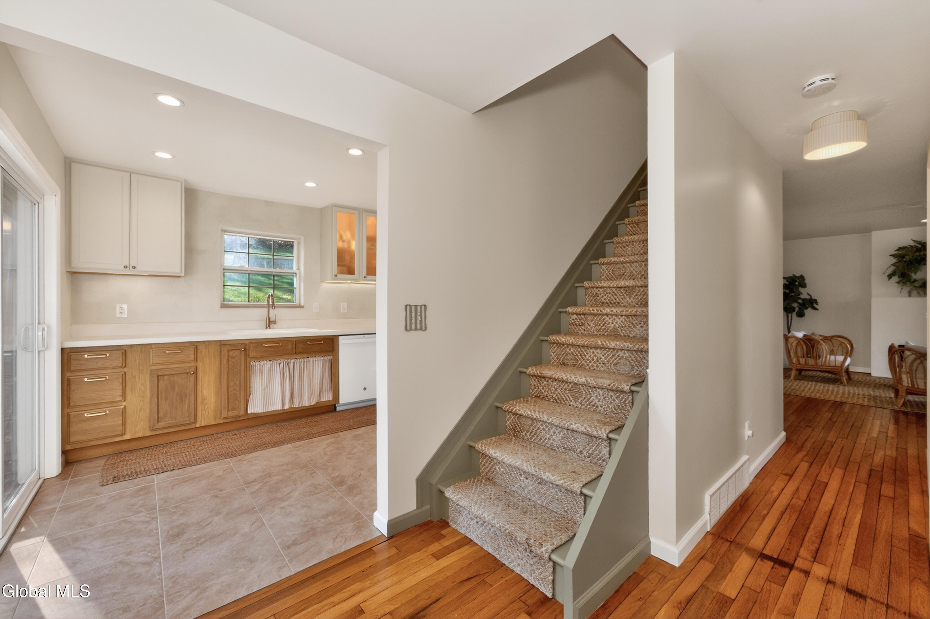 84 Lord Avenue Troy NY 12180