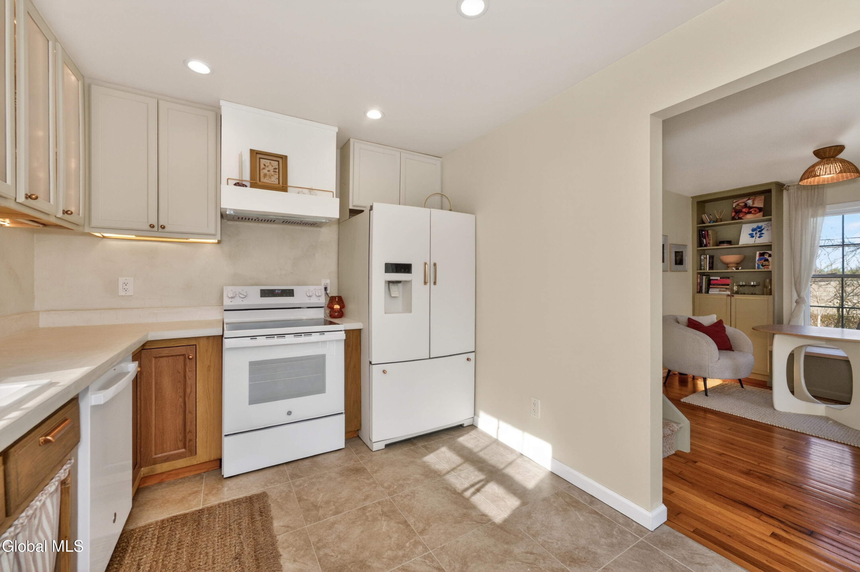 84 Lord Avenue Troy NY 12180