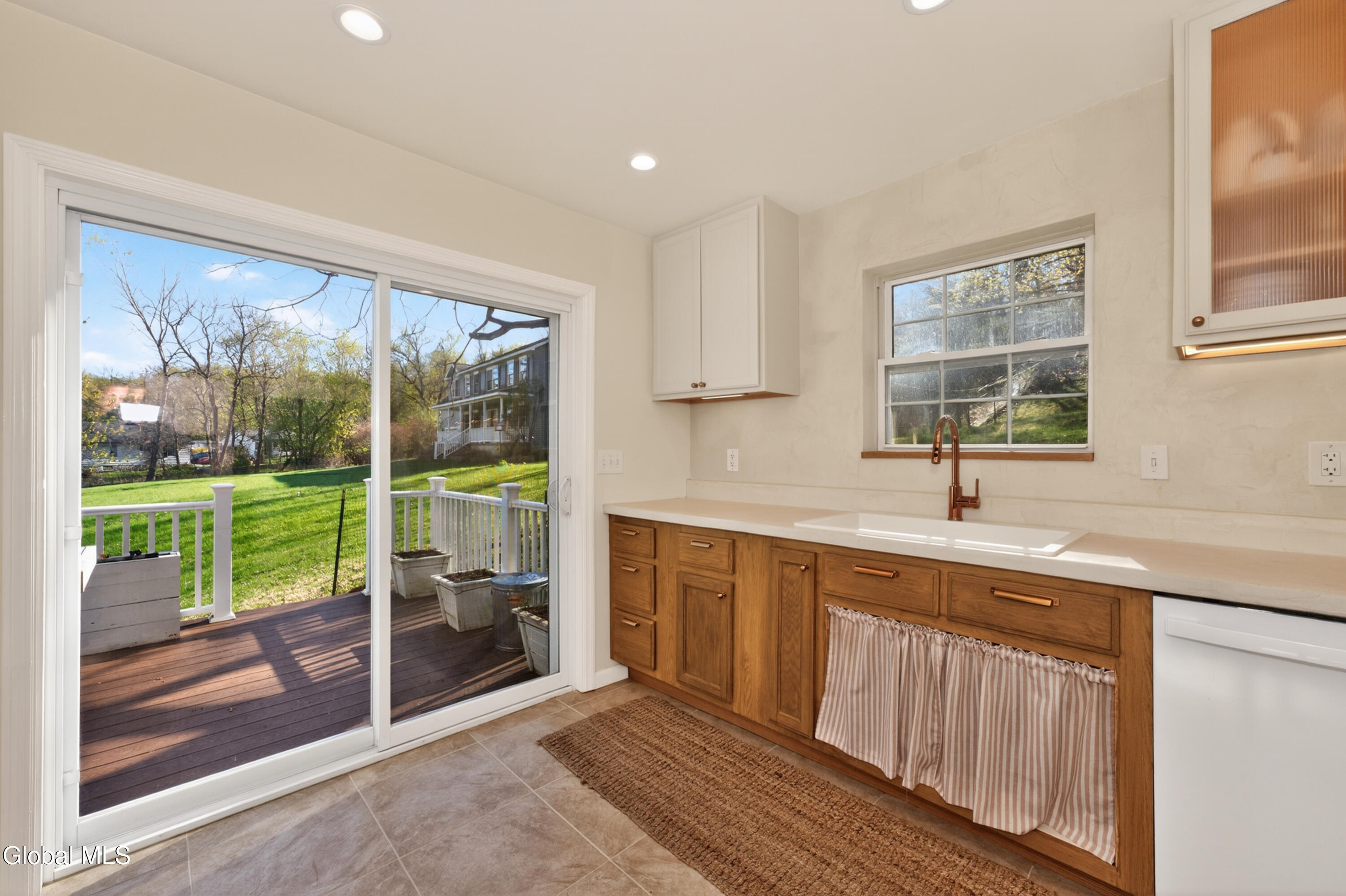 84 Lord Avenue Troy NY 12180