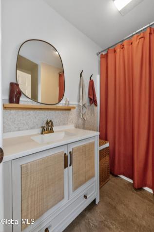 84 Lord Avenue Troy NY 12180