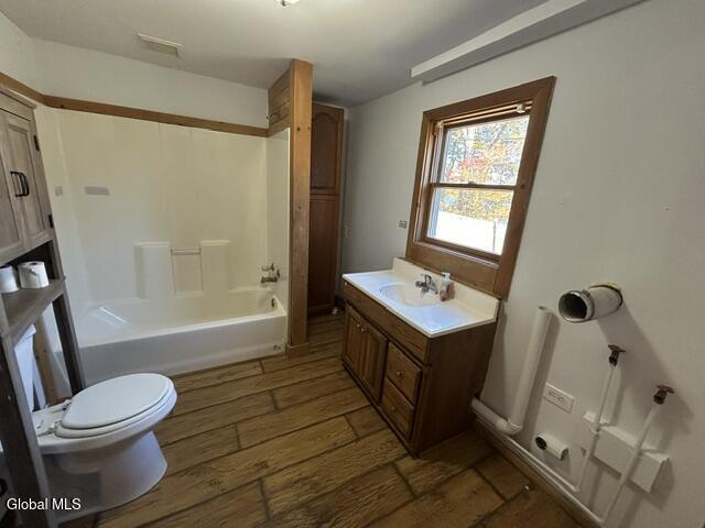 939 Ford Road Melrose NY 12121