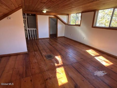 939 Ford Road Melrose NY 12121