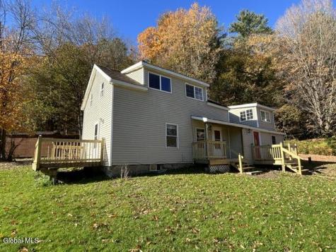 939 Ford Road Melrose NY 12121