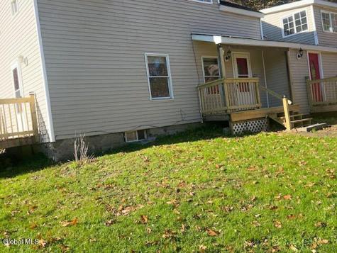 939 Ford Road Melrose NY 12121