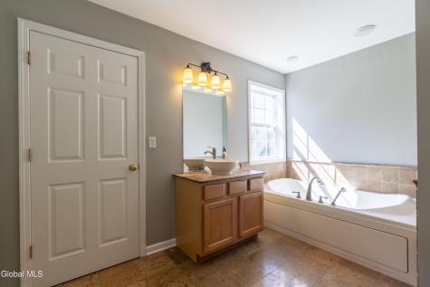 914 Mac Arthur Drive Ballston Spa NY 12020