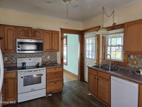22 Petrie Street Little Falls NY 13365