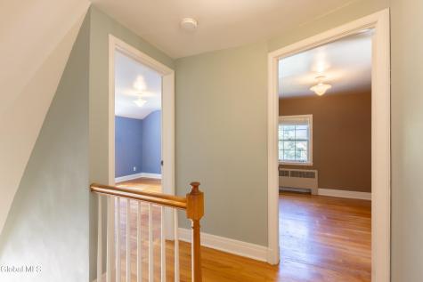 28 Douglas Road Delmar NY 12054