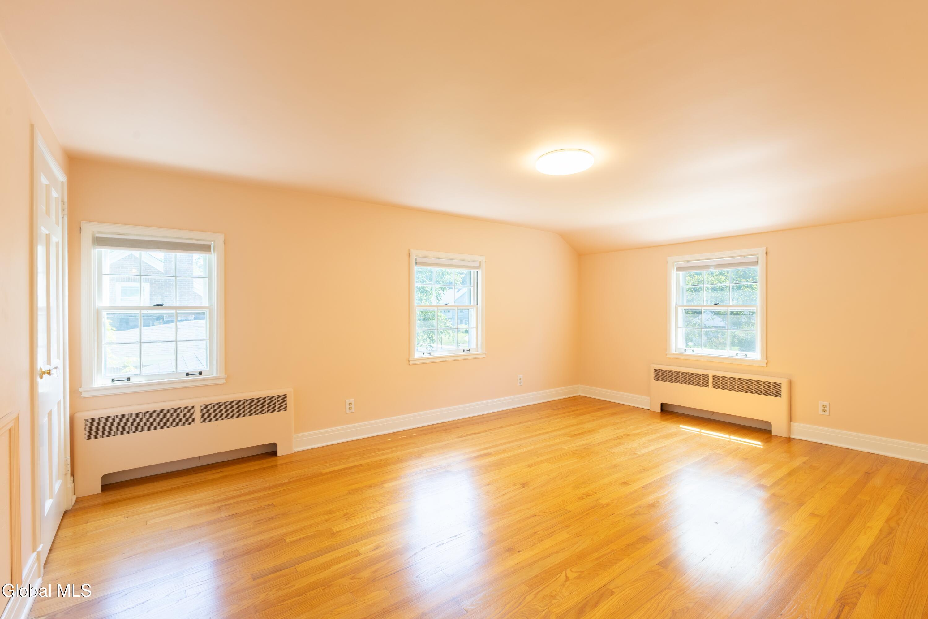 28 Douglas Road Delmar NY 12054